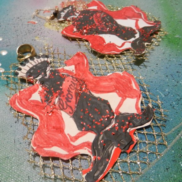 VTG Handmade paper crafted earrings black red gold mesh glitter clip or pierce - Picture 2 of 5